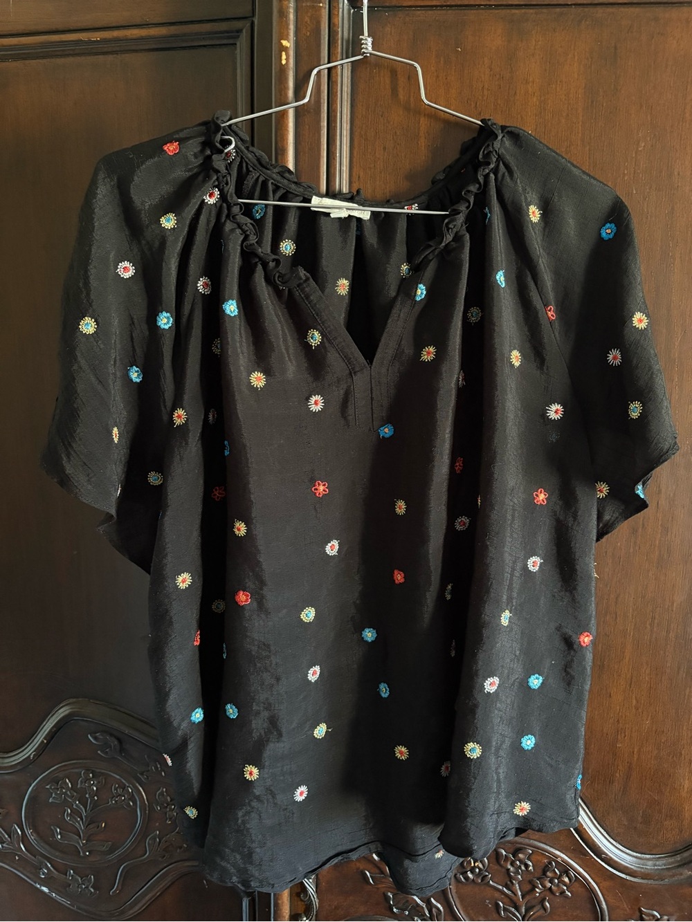Fig & Flower Black Floral Embroidered Top size 3X